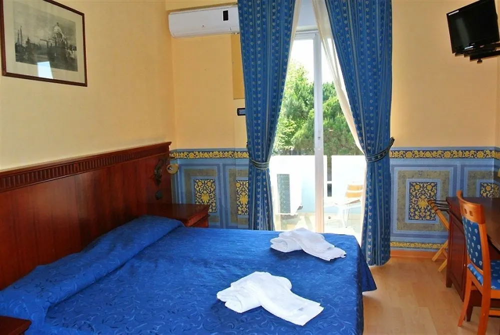 לידו די קלאסה Hotel Mirage 3*, לידו די קלאסה איטליה